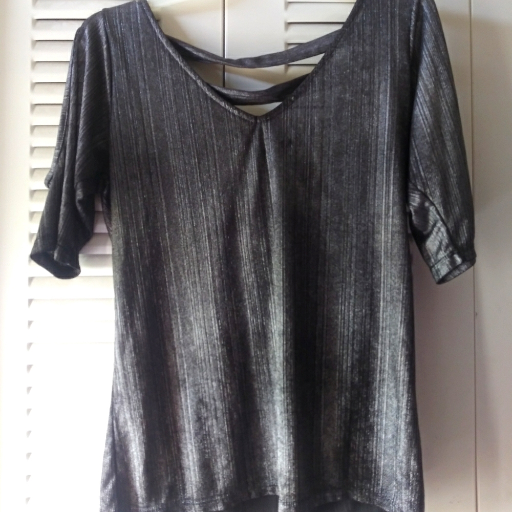 A dressing shirt